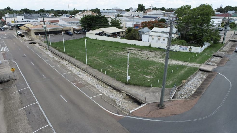 Click to view all images Charters Towers City QLD 4820 - Image 1