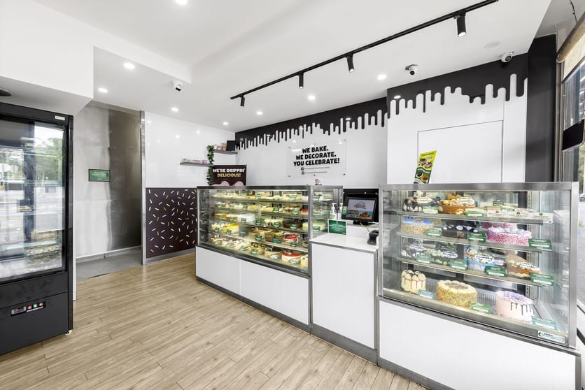 Click to view all images 120 Pascoe Vale Road Moonee Ponds VIC 3039 - Image 2