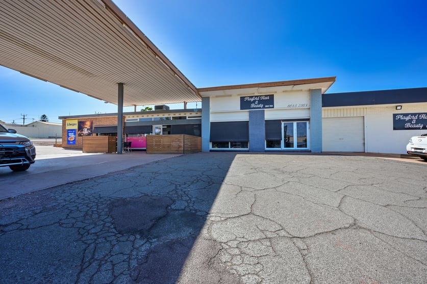 Click to view all images 30-34 Playford Avenue Whyalla SA 5600 - Image 3