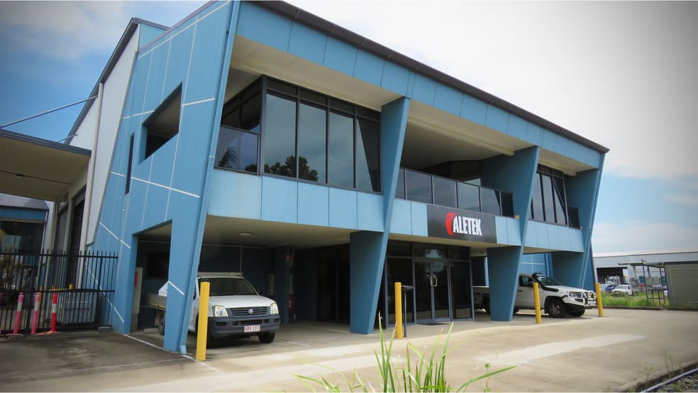 Click to view all images 30-34 John Vella Drive Paget QLD 4740 - Image 3