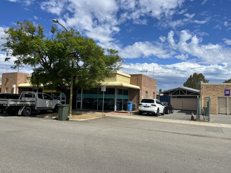 Click to view all images 1 Lichfield Street Victoria Park WA 6100 - Image 3