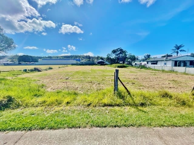Click to view all images 21 - 23 Bullara Street Pambula NSW 2549 - Image 3