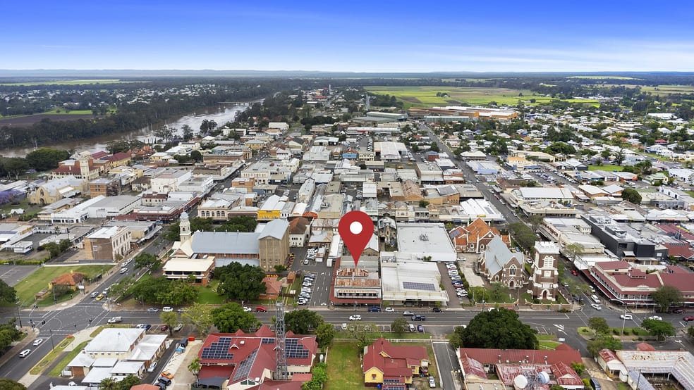 Click to view all images 5/221 Lennox Street Maryborough QLD 4650 - Image 3