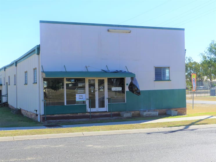Click to view all images 3 Lawton Street Wandoan QLD 4419 - Image 1