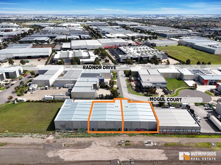 33 Mogul Court Deer Park VIC 3023 - Image 3