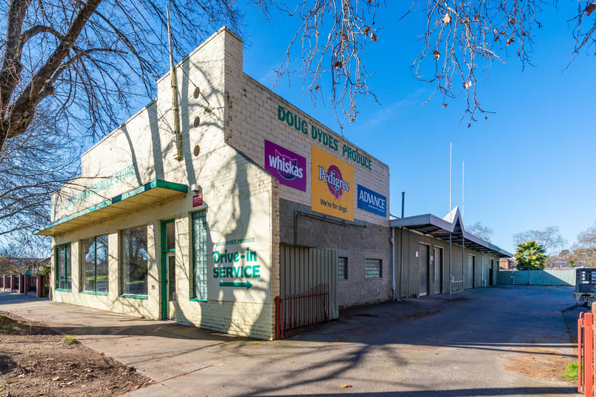 Click to view all images 592 David Street Albury NSW 2640 - Image 1