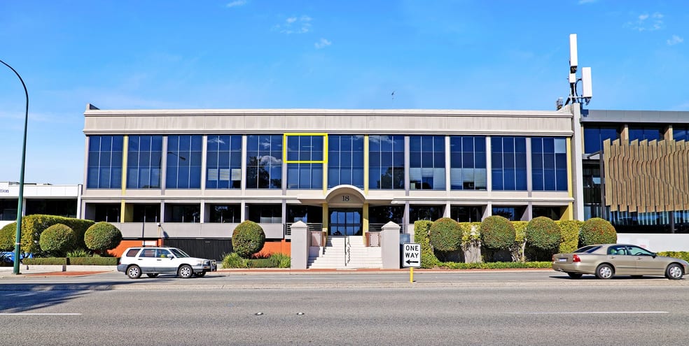 Click to view all images 25/18 Stirling Highway Nedlands WA 6009 - Image 1