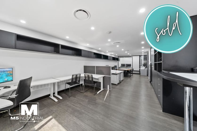 Click to view all images Unit 10/15-17 Gartmore Avenue Bankstown NSW 2200 - Image 2