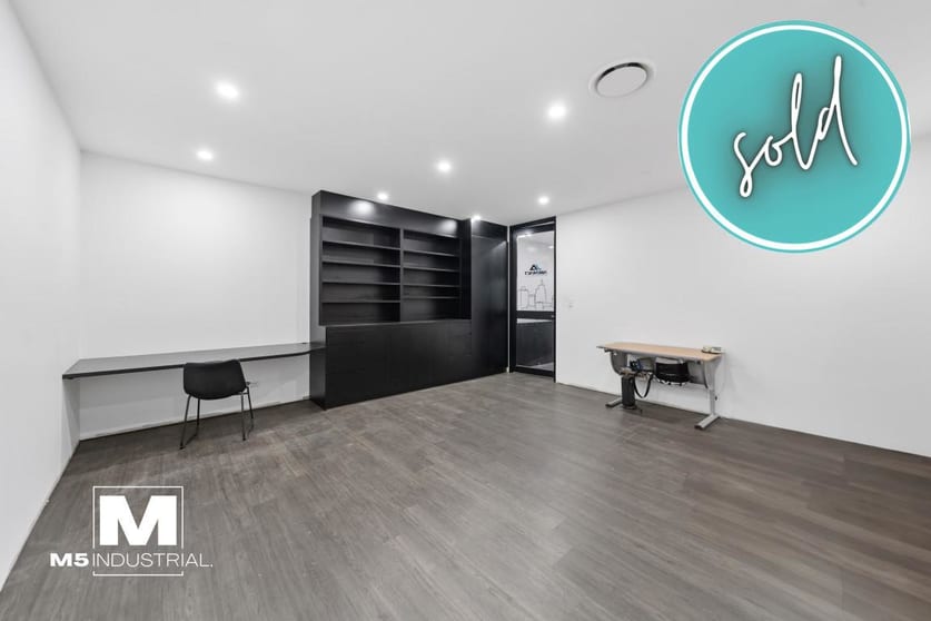Click to view all images Unit 10/15-17 Gartmore Avenue Bankstown NSW 2200 - Image 3