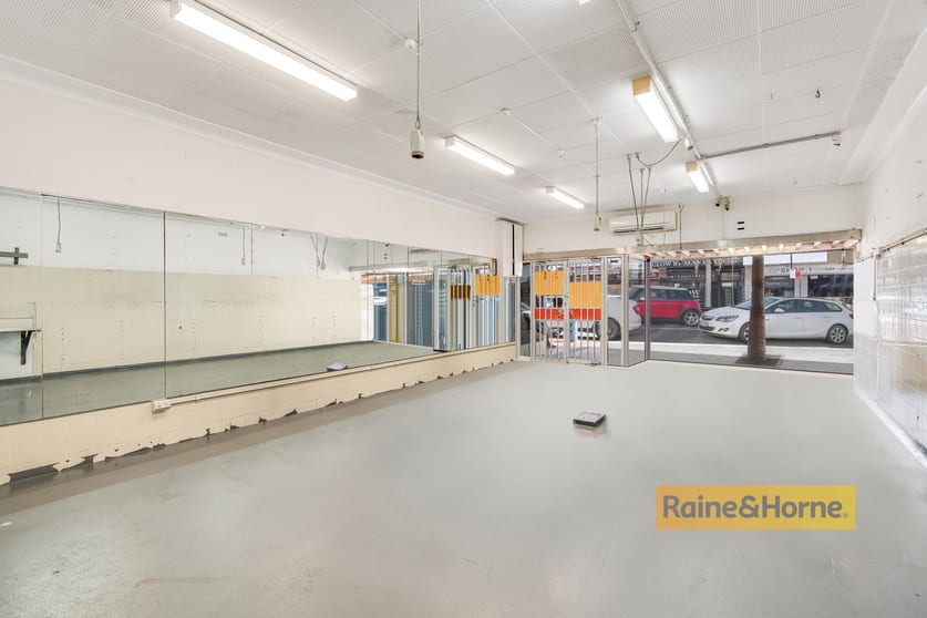 Click to view all images 294 West Street Umina Beach NSW 2257 - Image 3