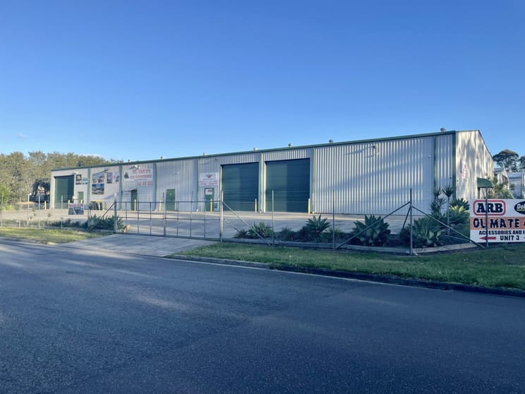 Click to view all images 99 Gavenlock Road Tuggerah NSW 2259 - Image 2