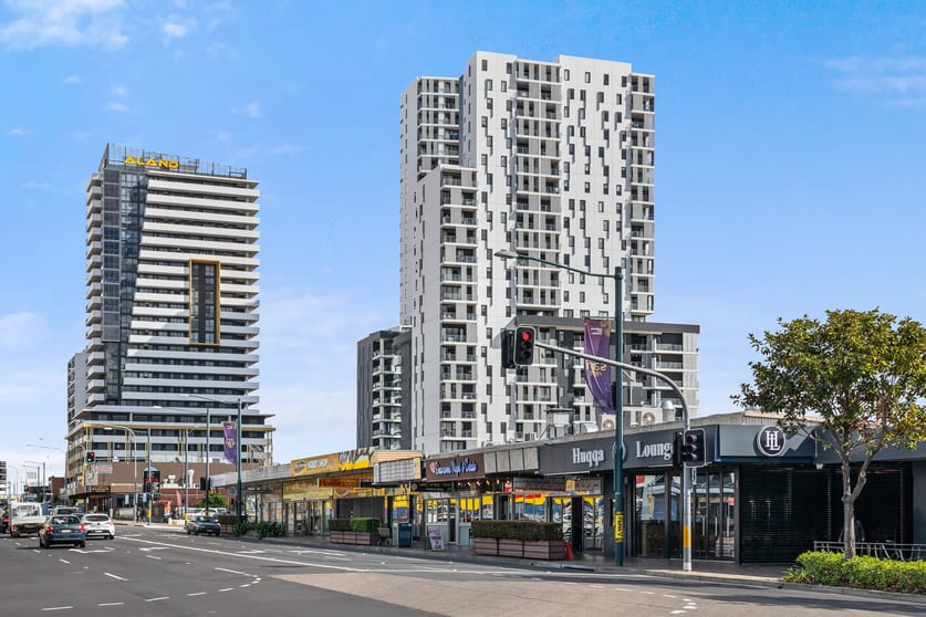 Click to view all images 333-335 Macquarie Street Liverpool NSW 2170 - Image 1