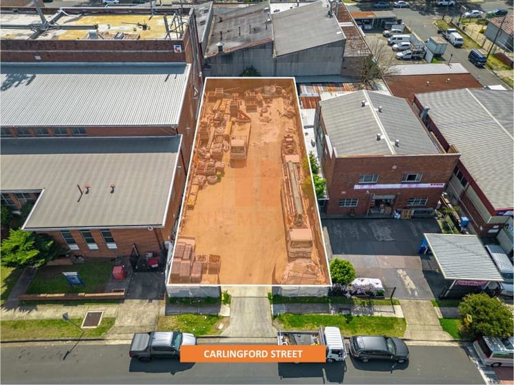 Click to view all images 90 Carlingford Street Sefton NSW 2162 - Image 2