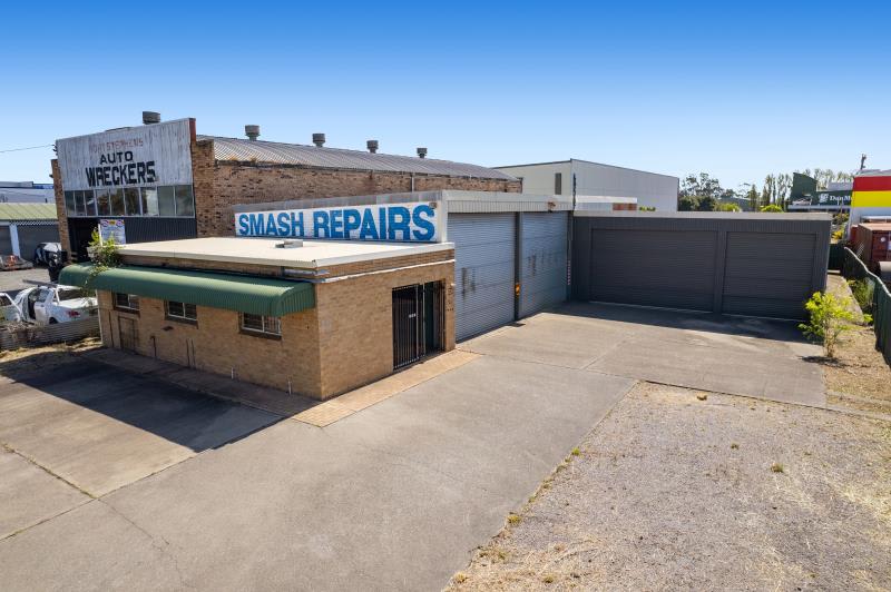 Click to view all images 27 Port Stephens Street & 30 Carmichael Street Raymond Terrace NSW 2324 - Image 3