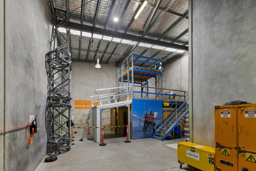 4/9 Archimedes Place Murarrie QLD 4172 - Image 2