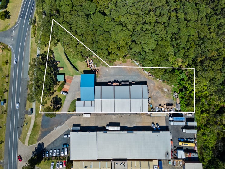 Click to view all images 263A Princes Highway Ulladulla NSW 2539 - Image 1