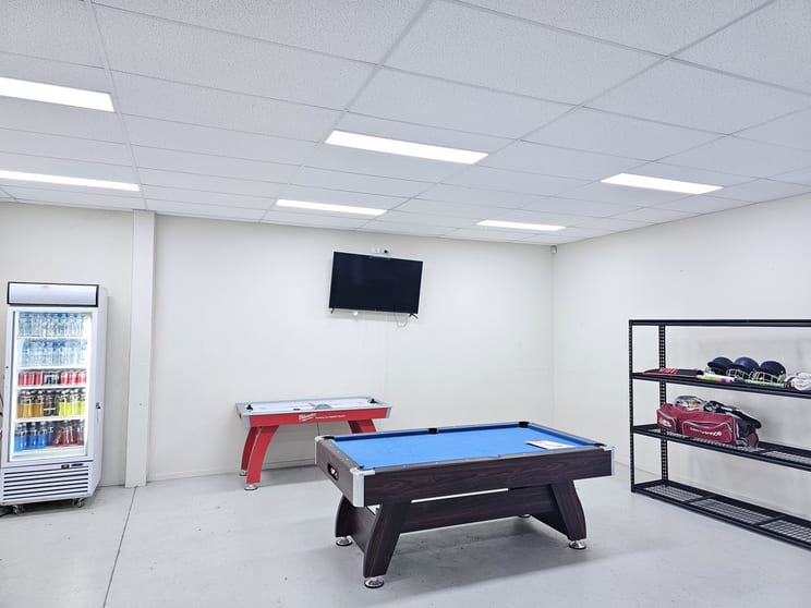 Click to view all images 35 Coghlans Road Warrnambool VIC 3280 - Image 2
