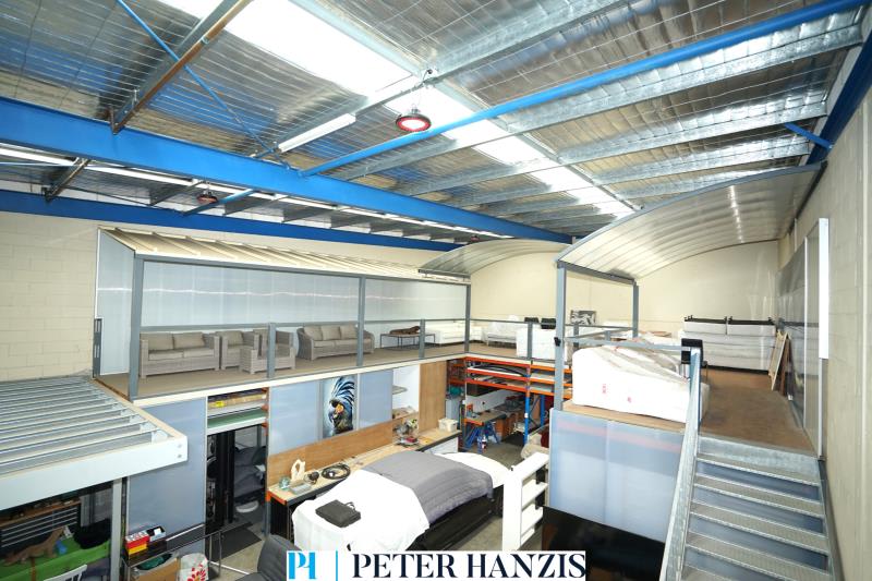 Click to view all images Unit D2,/27 - 29 Fariola Street Silverwater NSW 2128 - Image 2