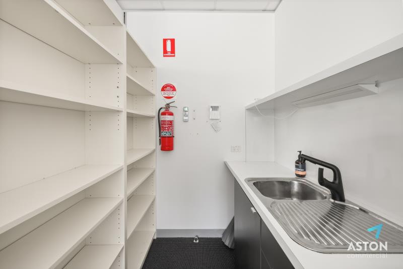 205/122 Toorak Road South Yarra VIC 3141 - Image 3