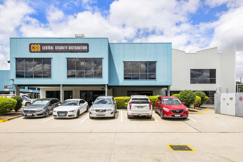 9/17 Cairns Street Loganholme QLD 4129 - Image 2