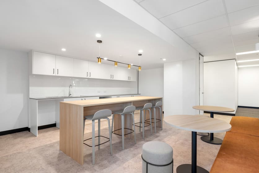 Click to view all images 67 St Pauls Terrace Spring Hill QLD 4000 - Image 3
