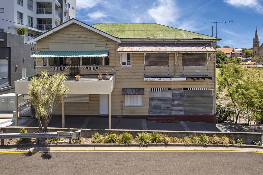 7 Ellenborough Street Woodend QLD 4305 - Image 1