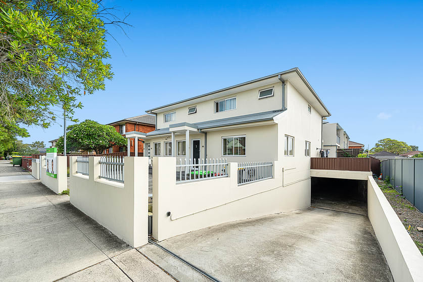 Click to view all images 1-6/35 Matthews Street Punchbowl NSW 2196 - Image 3