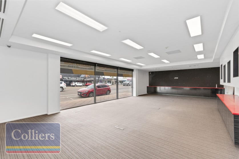 Click to view all images 1/113 Charters Towers Road Hyde Park QLD 4812 - Image 2