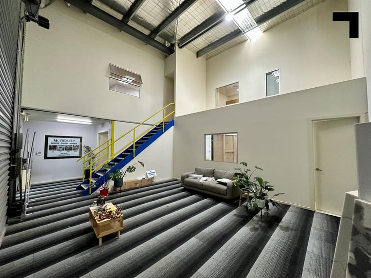 31/180 Fairbairn Road Sunshine West VIC 3020 - Image 2