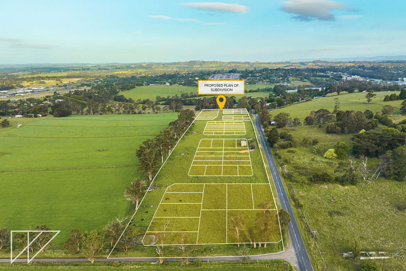 Click to view all images 61A Longwarry-Drouin Road Drouin VIC 3818 - Image 3