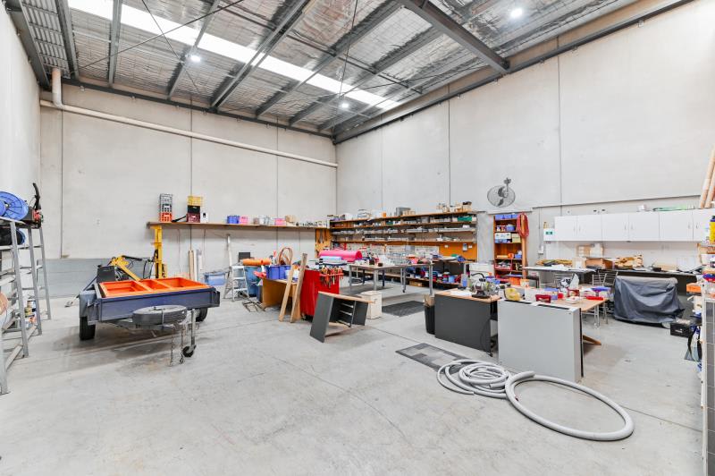 8/25 Conquest Way Hallam VIC 3803 - Image 3