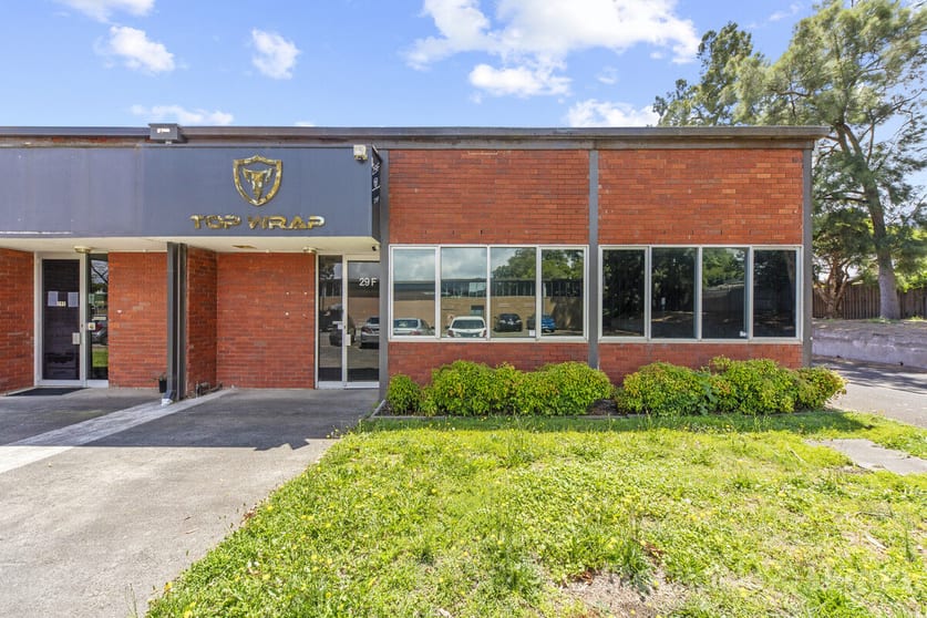 Click to view all images 29F Glenvale Crescent Mulgrave VIC 3170 - Image 3