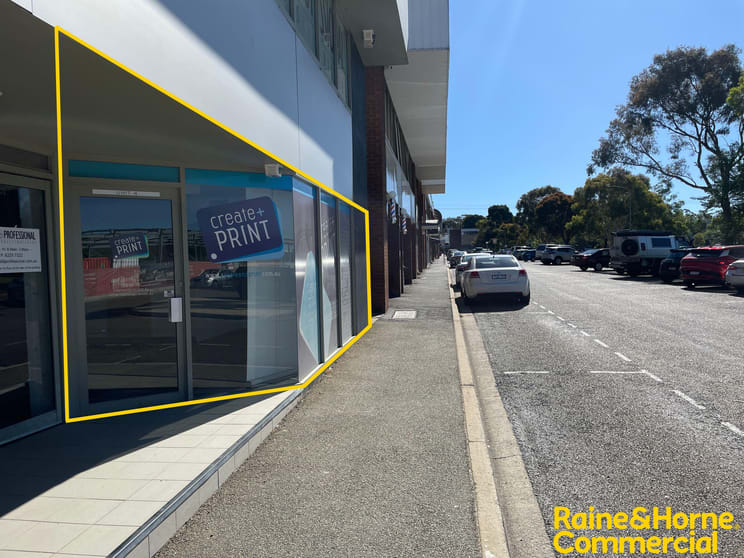 Click to view all images 4/53 Dundas Court Phillip ACT 2606 - Image 1