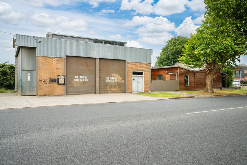 581 Hovell Street South Albury NSW 2640 - Image 2