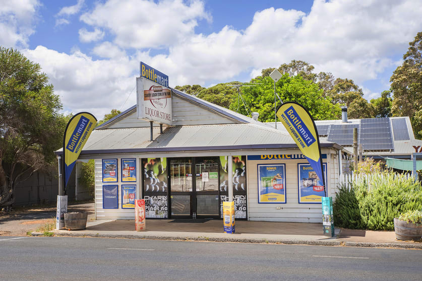 1/10413 Bussell Highway Witchcliffe WA 6286 - Image 1