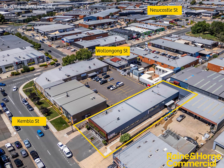 Click to view all images 7 Kembla Street Fyshwick ACT 2609 - Image 2