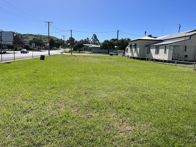 24 Ivy St Killarney QLD 4373 - Image 1