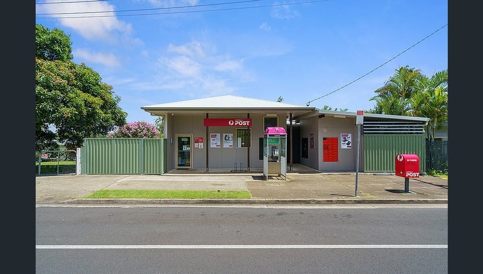 Click to view all images 3 Welsby Street Dunwich QLD 4183 - Image 3