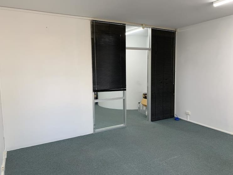 Click to view all images Suite 6/76 Canning Highway Victoria Park WA 6100 - Image 2