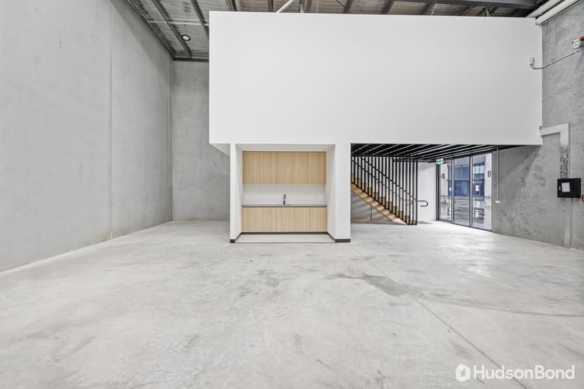 Click to view all images 16/53 Jutland Way Epping VIC 3076 - Image 3
