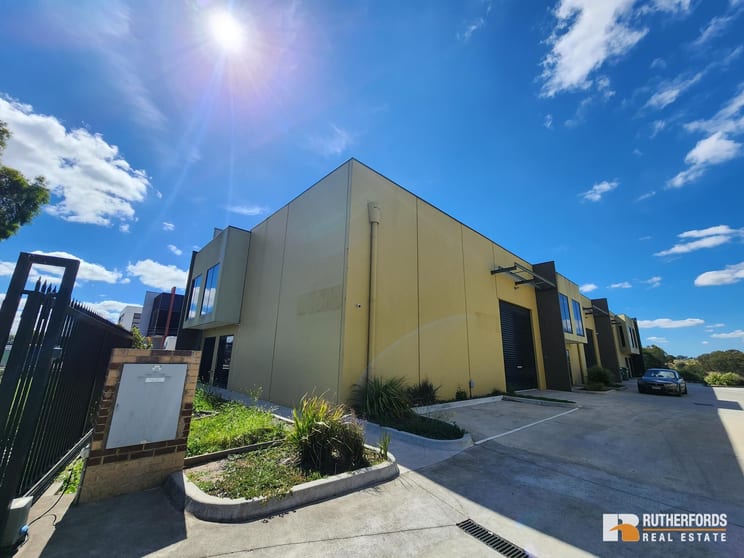 1/9 Frog Court Craigieburn VIC 3064 - Image 1