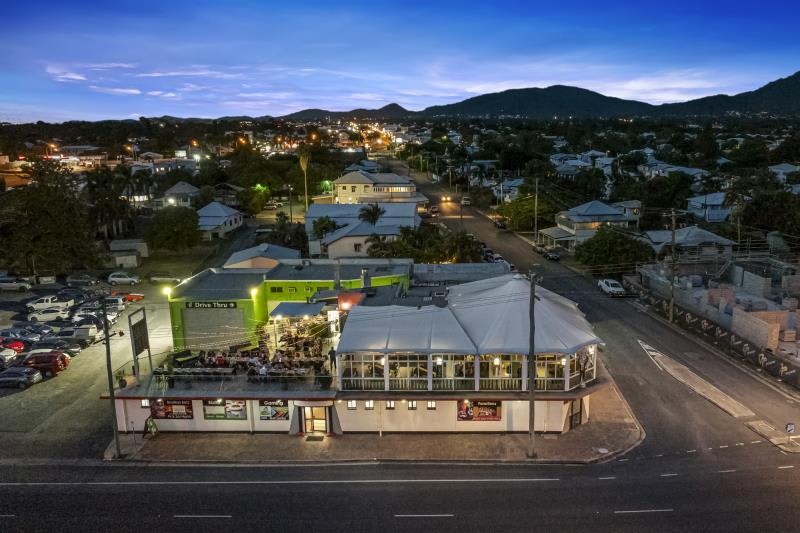 Click to view all images Landmark Rockhampton Hotel/1 & 5 Musgrave Street & 49 Bridge St Berserker QLD 4701 - Image 1