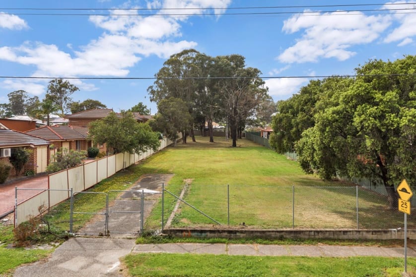 Click to view all images 12 Hemphill Avenue Mount Pritchard NSW 2170 - Image 2