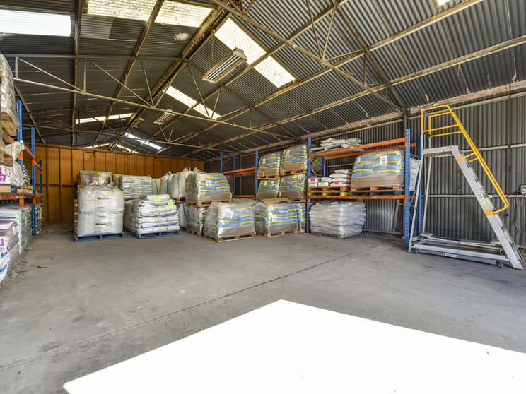 Click to view all images 85 Church Street Penola SA 5277 - Image 3