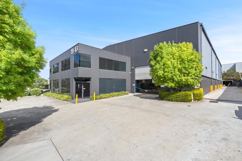 Click to view all images 11-13 Westpool Drive Hallam VIC 3803 - Image 3