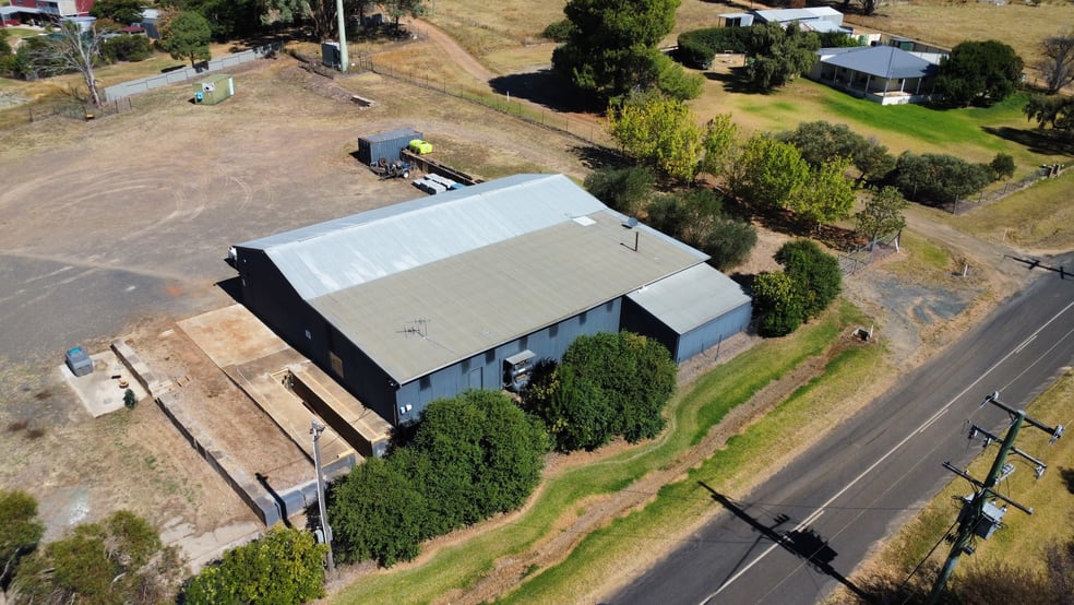 Click to view all images 29 Wickham Lane Young NSW 2594 - Image 2