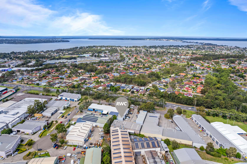 Click to view all images 4/3 O'Hart Close Charmhaven NSW 2263 - Image 3