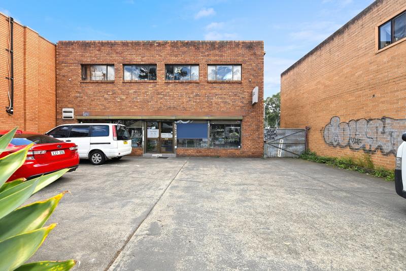 Click to view all images 32-34 The Horsley Drive Carramar NSW 2163 - Image 3