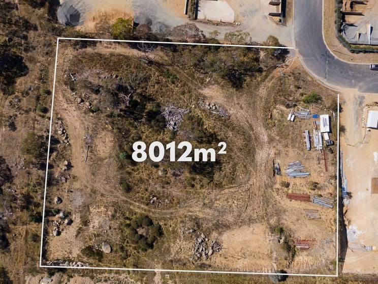 Click to view all images 17-19 Baggs Street Jindabyne NSW 2627 - Image 2