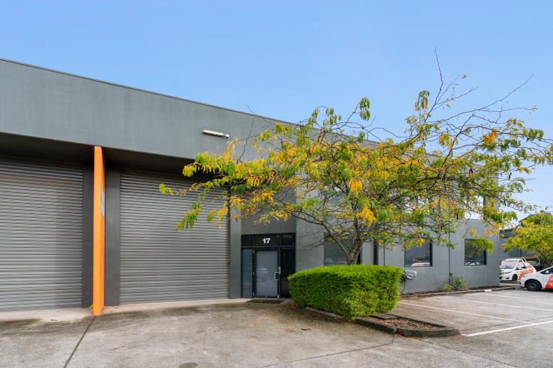 Unit 17, 87-91 Heatherdale Road Ringwood VIC 3134 - Image 1